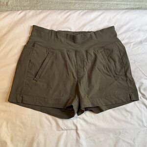 Athleta Trekkie North Shorts